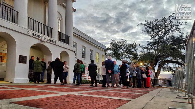 People gather outside Colleton County Courthouse for Murdaugh Trial day 12