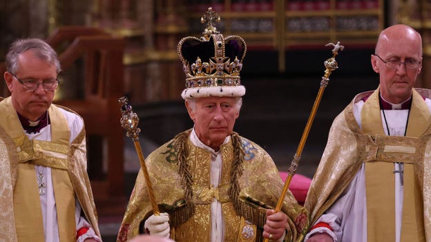 King Charles III formally crowned in London's Westminster Abbey - Vatican  News