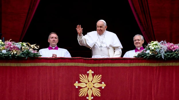 Pope renews call for peace in Middle East during Christmas speech
