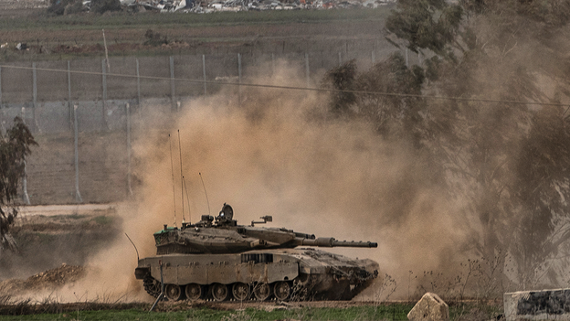 More than a dozen Israeli soldiers killed in Gaza over the weekend, military says