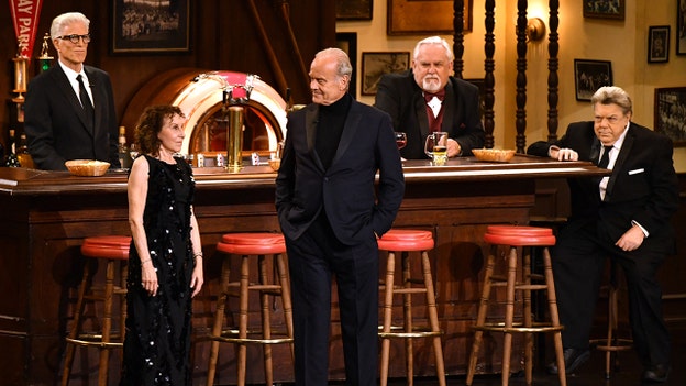 'Cheers' cast reunites at Emmys