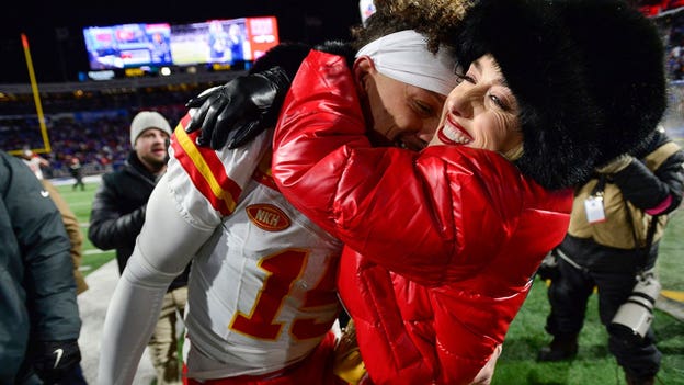 Brittany Mahomes hyped up hubby QB Patrick Mahomes ahead of game day