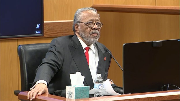 Fani Willis's father, former Black Panther who called cops ‘enemy,’ takes the stand