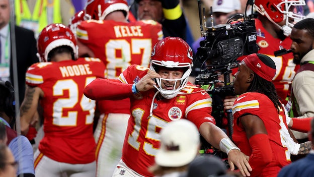 Mahomes delivers game-winning overtime drive to beat 49ers in Super Bowl LVIII