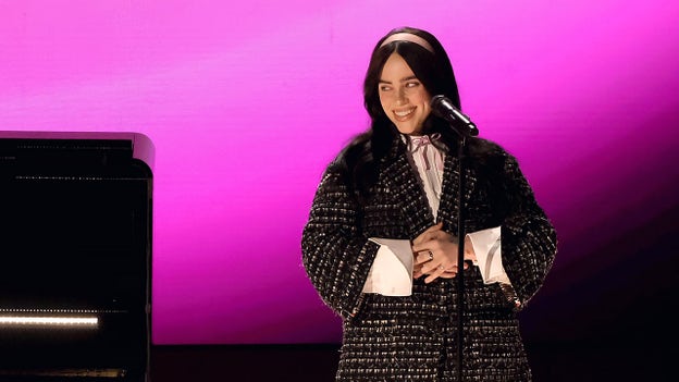 Billie Eilish sings Oscar-nominated 'Barbie' song