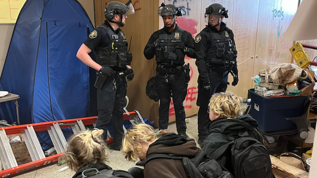 30 Portland State University protesters arrested, library breached again