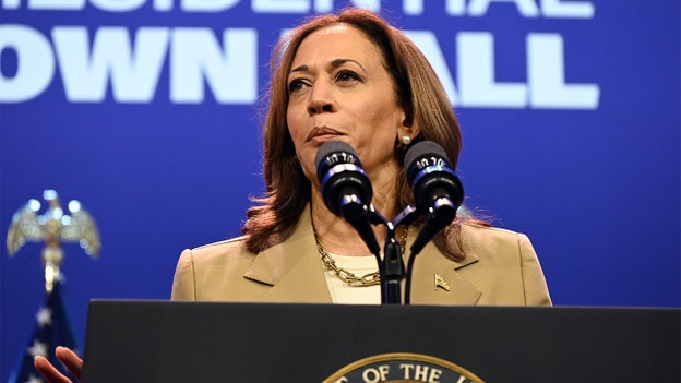 La vicepresidenta Kamala Harris hace una declaración sobre el tiroteo en el mitin de Trump en Pensilvania