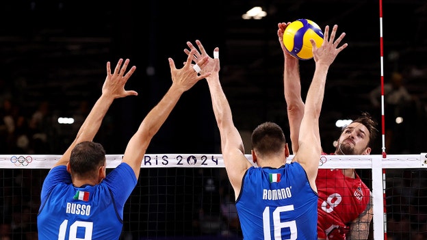 Team USA men’s volleyball one set away from sixth Olympic medal