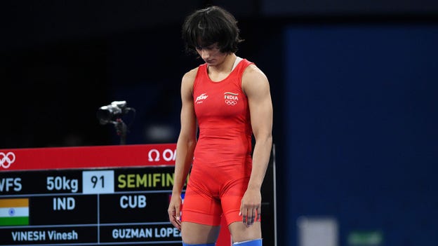 Luchador indio expulsado del combate por la medalla de oro tras no alcanzar el peso adecuado