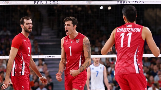 US leads Italy in men’s volleyball bronze medal match after taking opening set