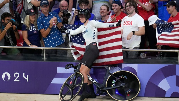 Team USA one gold medal behind China as Jennifer Valente wins omnium