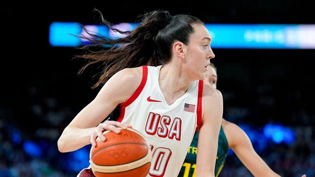 USA basketball take solid lead over Australia at halftime in women's semifinal