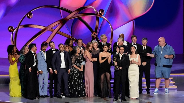 'Hacks' wins 2024 Emmy award for best comedy series