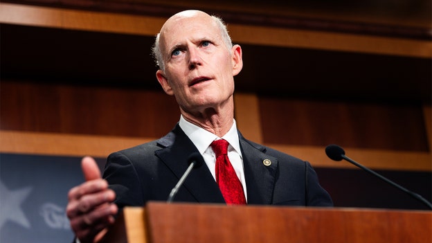 Rick Scott apunta a la elección del liderazgo del Senado de la próxima semana tras su contundente victoria en la reelección