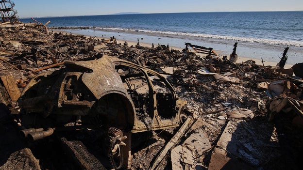 Newsom issues order to expedite cleanup of damaged, destroyed homes