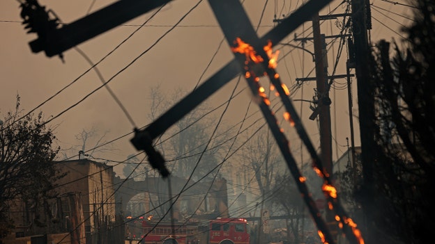 Weather conditions not safe enough to restore power, Southern California Edison says