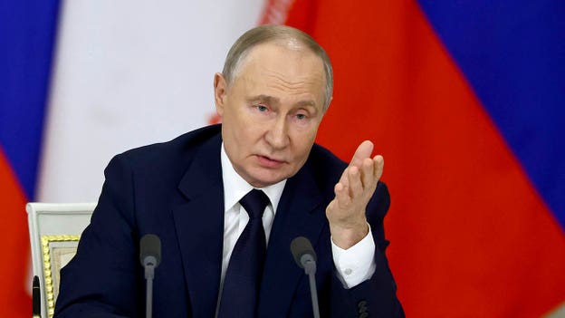 Putin makes first comments on Israel-Hamas cease-fire deal