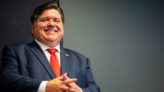 Illinois Gov. Pritzker bashes Trump after deadly plane crash: 'Unfit to lead'