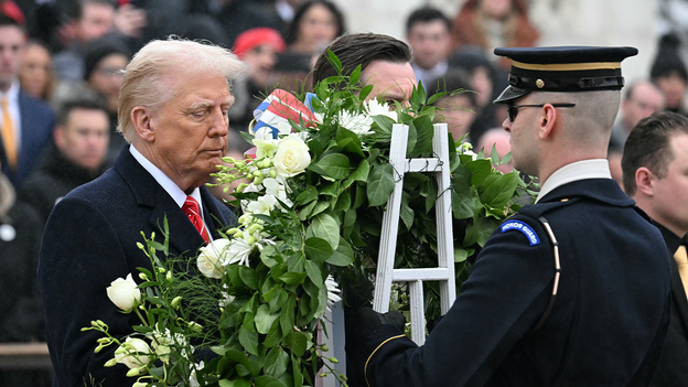 President-elect Trump visits Arlington Cemetery on inauguration eve