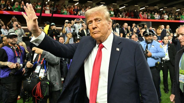 Trump arrives at Superdome as first sitting president to attend a Super Bowl