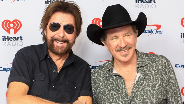 Brooks & Dunn holds the record for most overall ACM Award wins for a duo