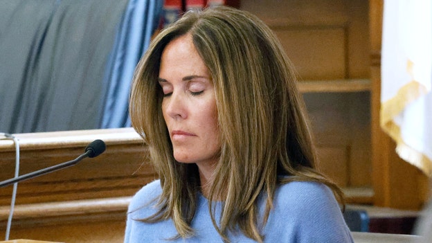 Karen Read defense attorney questions Jennifer McCabe 'butt dials' to John O'Keefe