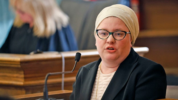 Controversial data expert explains findings on timing of 'hos (sic) long to die in cold' search