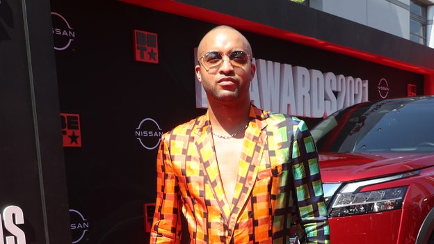 Deonte Nash, Diddy's former stylist, does not hate the rapper