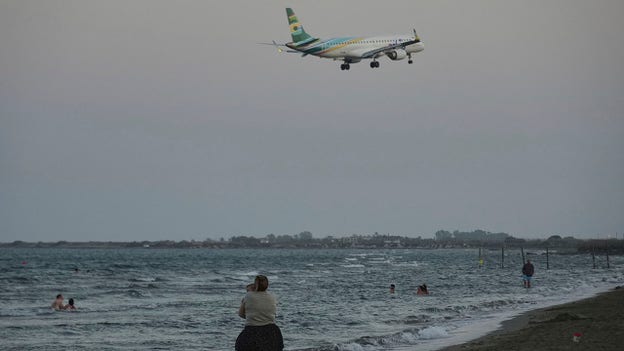 250 Americans evacuated from Israel, State Department says