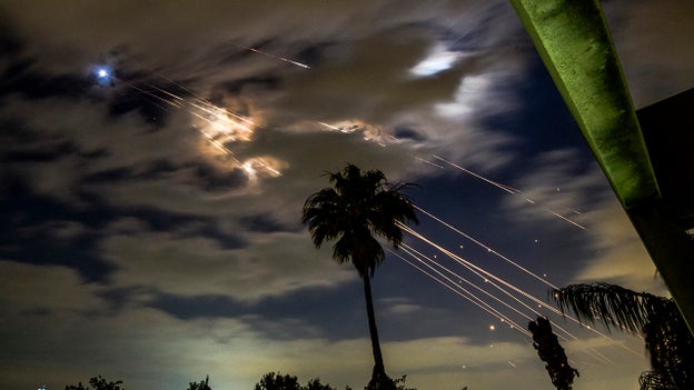 Iran fires new round of missiles toward Israel