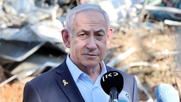Netanyahu praises intel personnel: 'Doing sacred work'