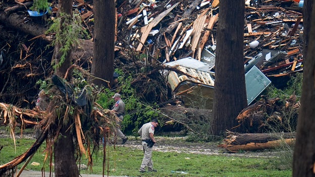 National Weather Service issues flash flood warnings for 3 Texas counties