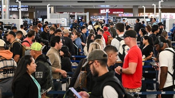 Fears of Thanksgiving chaos escalate after latest order from the FAA - Fox News