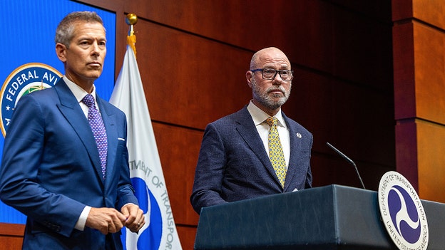 Duffy and FAA freeze flight reduction at 6% amid strong staffing numbers