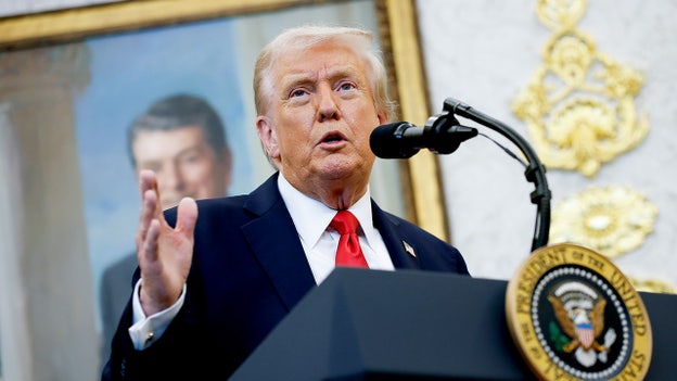 Trump reacts to Democratic victories, suggests shutdown is to blame