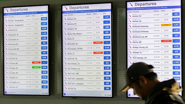 US flyers face at least 626 delays, 884 cancellations so far Wednesday