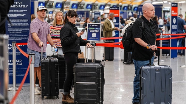 Duffy says, 'let's not hold Americans hostage, especially when they want to travel'