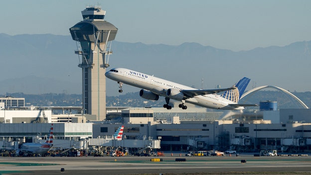 More than 2,800 flights delayed in the US today