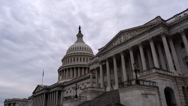 Top bipartisan lawmakers to receive classified Venezuela briefing Monday