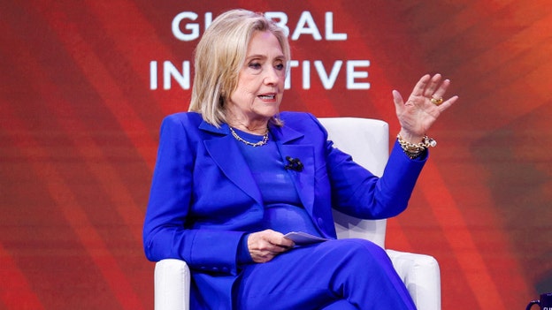 Hillary Clinton calls ICE shooting ‘murder,’ praises protests against Trump administration