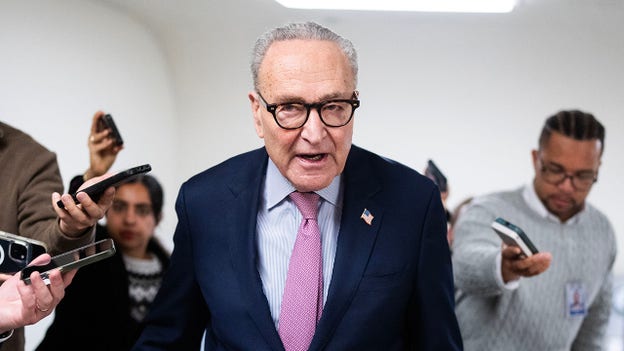 Schumer warns Trump running Venezuela ‘should strike fear in the hearts’ of Americans