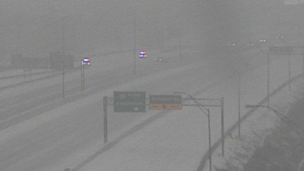 I-75 closed in Dayton, Ohio after heavy snow