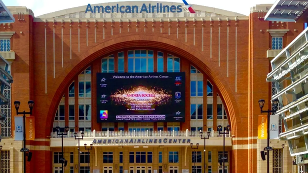 Leak during NBA game in Dallas causes game delay