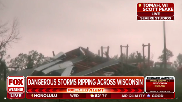 Chaser footage shows storm damage in Tomah, Wis.