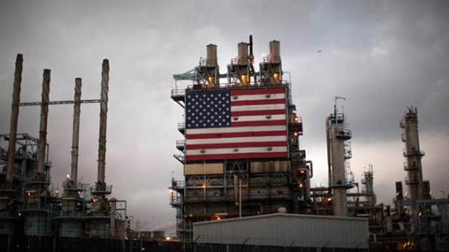 U.S. oil refinery strike enters third week