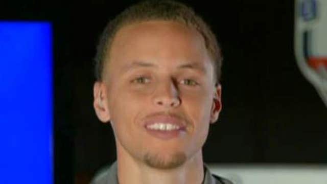 Steph Curry talks March Madness bracketology