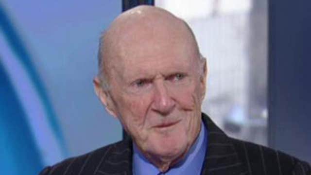 Julian Robertson: The dollar will continue to strengthen