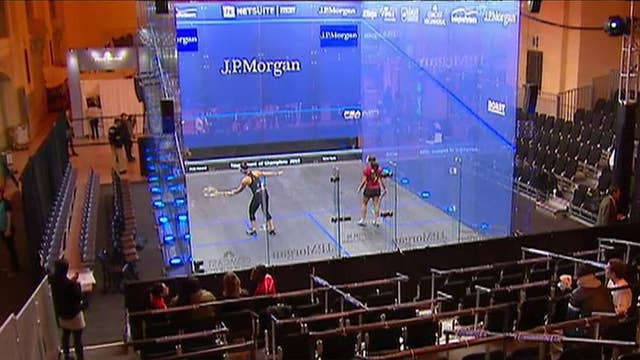Top squash players duel it out in NYC’s Grand Central Terminal