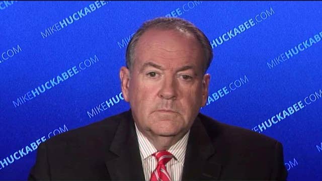 Huckabee: Clinton would be a ‘reckless’ president