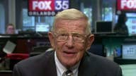 Lou Holtz sues The Daily Beast for defamation over RNC article